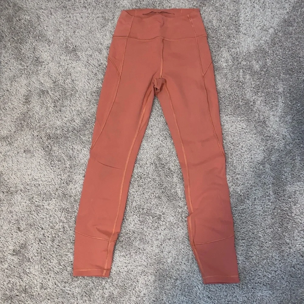 Lululemon Wunder Train Mid Rise 25” - Picture 1 of 4